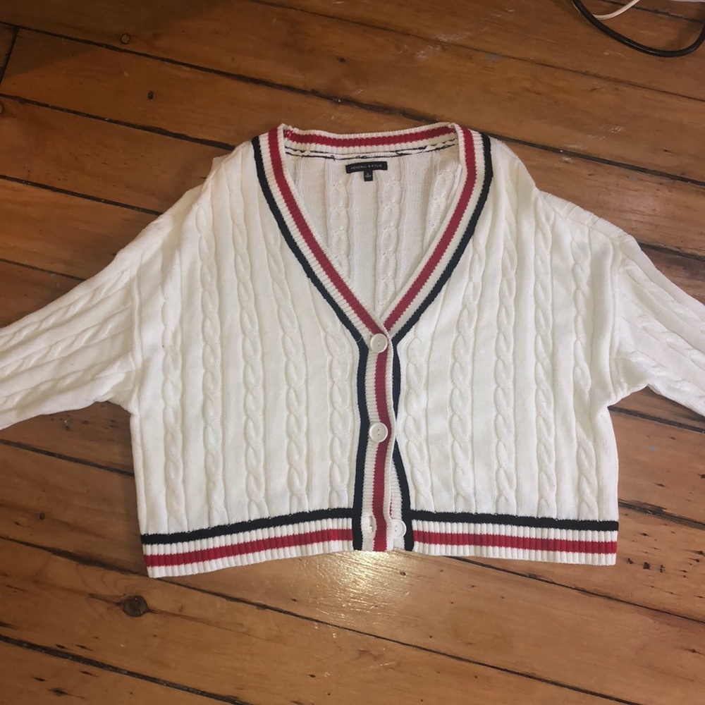 Kendall and Kylie White Cardigan - NEVER WORN